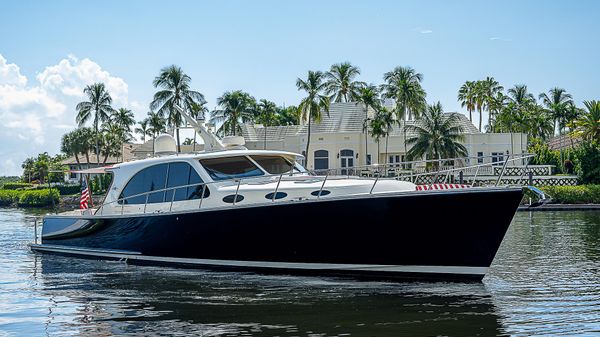 Palm Beach Motor Yachts PB55 