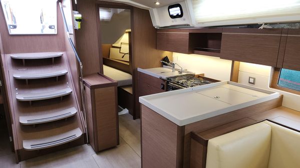 Beneteau Oceanis 46.1 image