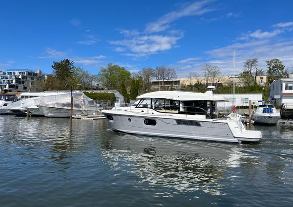 Beneteau 41-SWIFT-TRAWLER-SEDAN image