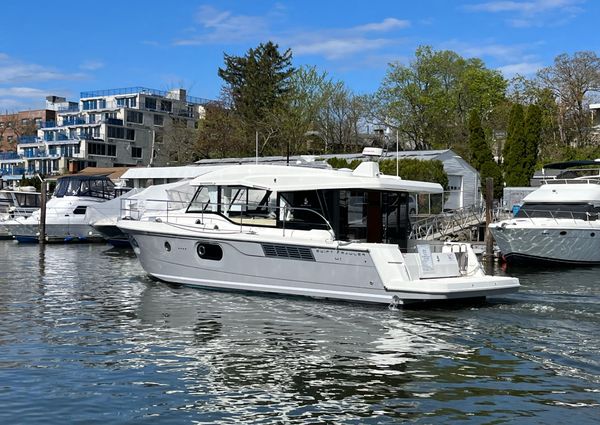 Beneteau 41-SWIFT-TRAWLER-SEDAN image