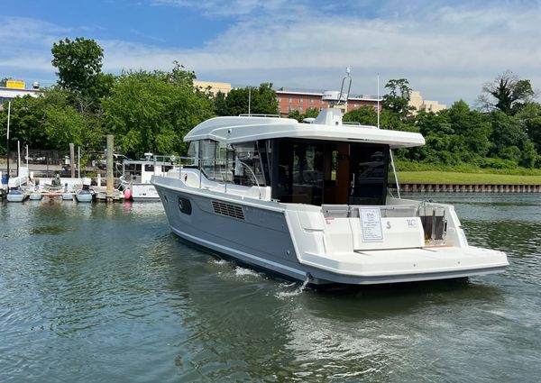 Beneteau 41-SWIFT-TRAWLER-SEDAN image