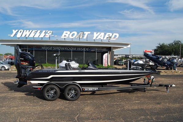 Skeeter ZX 225 - main image