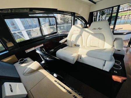 Sea Ray 400 Sundancer image