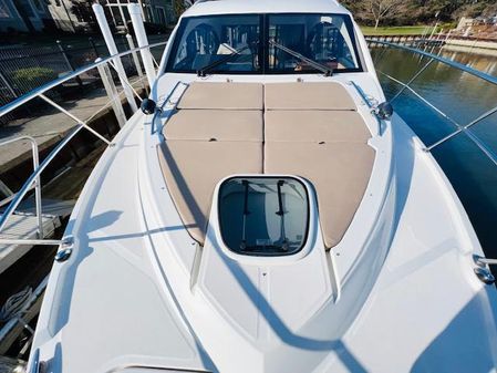 Sea Ray 400 Sundancer image