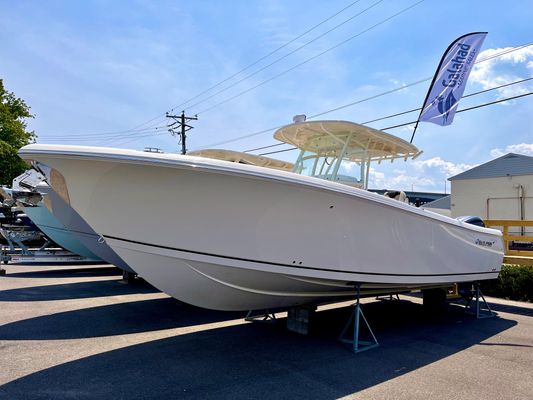 Sailfish 320 CC - main image