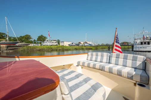 Hinckley Picnic Boat EP image