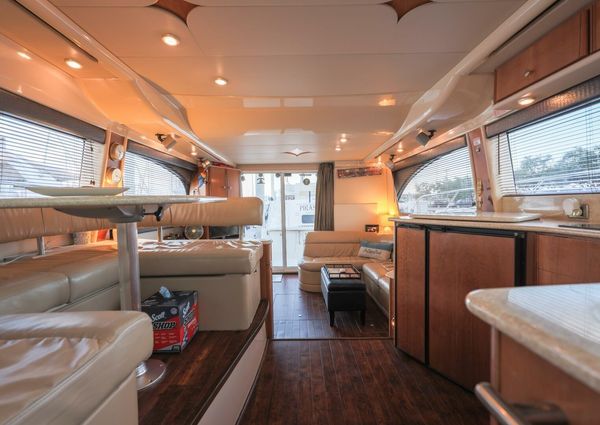 Meridian 411 Sedan image