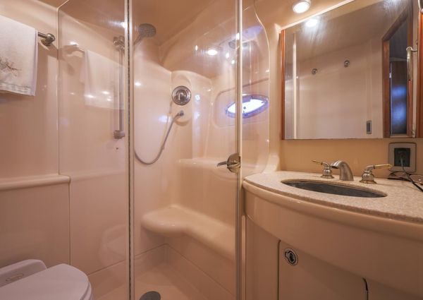 Meridian 411 Sedan image