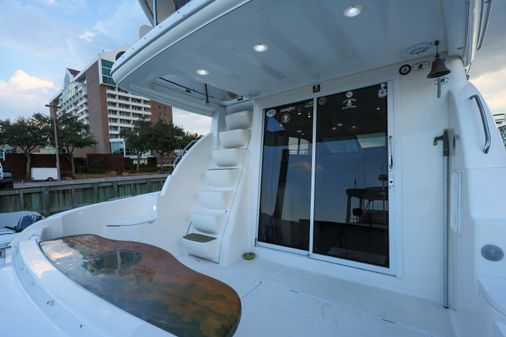 Meridian 411 Sedan image