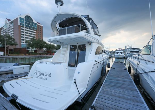 Meridian 411 Sedan image