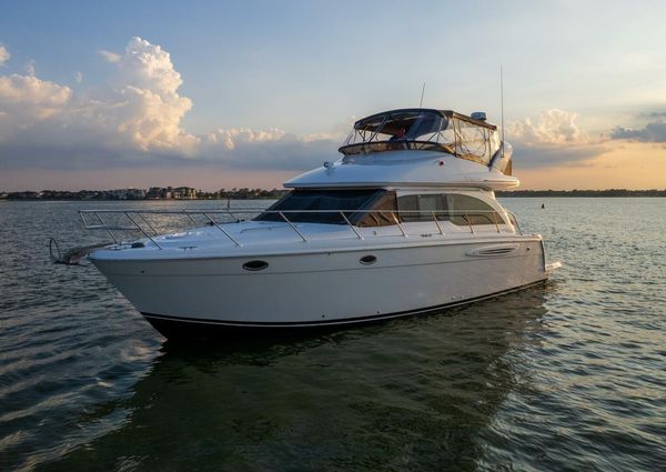 Meridian 411 Sedan image