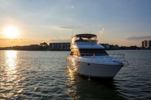 Meridian 411 Sedan image