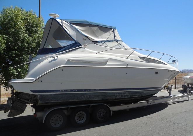 2005 Bayliner 305 Perris California Inland Boat Center