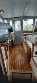 Osprey 30 Long Cabin image