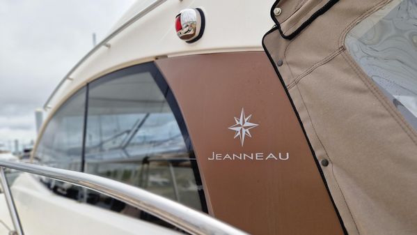 Jeanneau Prestige 38 S. image