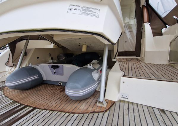 Jeanneau Prestige 38 S. image