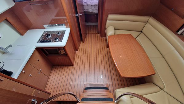 Jeanneau Prestige 38 S. image