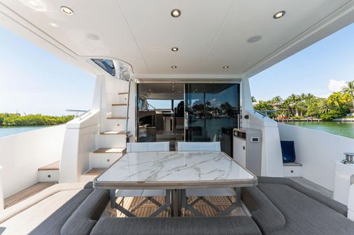 Azimut 50 Flybridge image