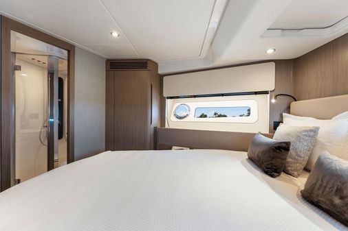 Azimut 50 Flybridge image