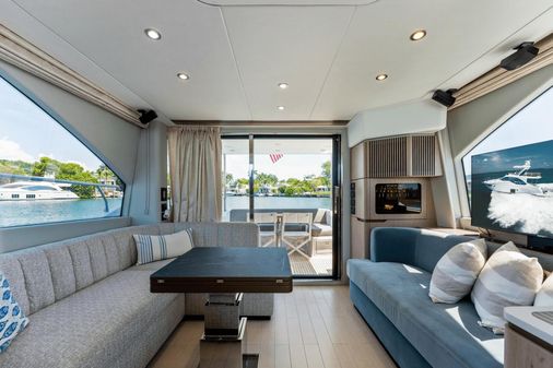 Azimut 50 Flybridge image