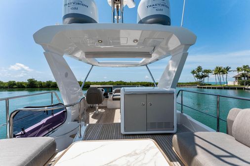 Azimut 50 Flybridge image