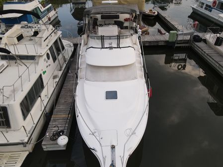 Silverton 352 Motor Yacht image