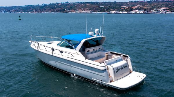 Tiara Yachts 4000 Express 