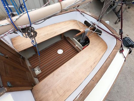 Herreshoff 18 image