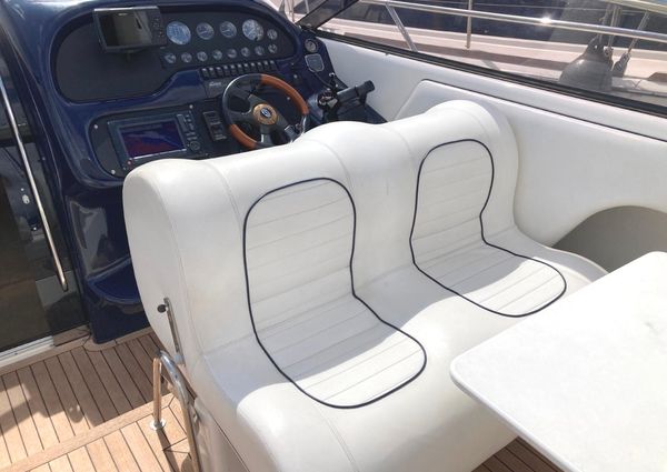 Sunseeker Tomahawk 41 image