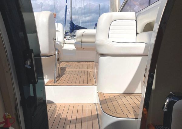 Sunseeker Tomahawk 41 image