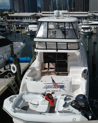Sea Ray 58 Sedan Bridge - main image