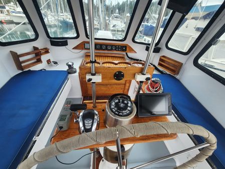 Custom Pilothouse image