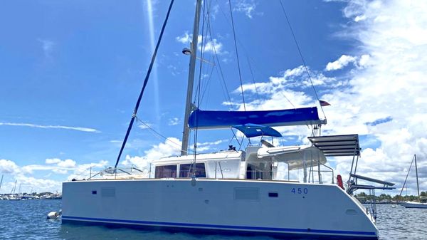 Lagoon 450 F