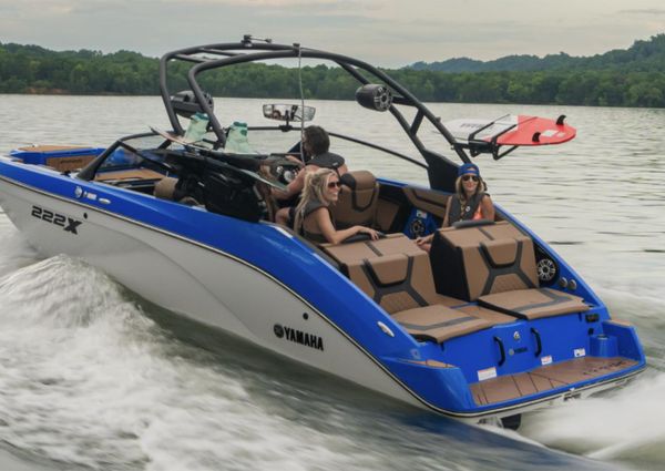 Yamaha Boats 222XD image