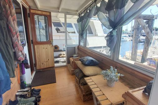 DeFever 57 POC MY Custom Liveaboard image