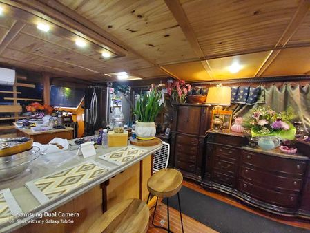 DeFever 57 POC MY Custom Liveaboard image