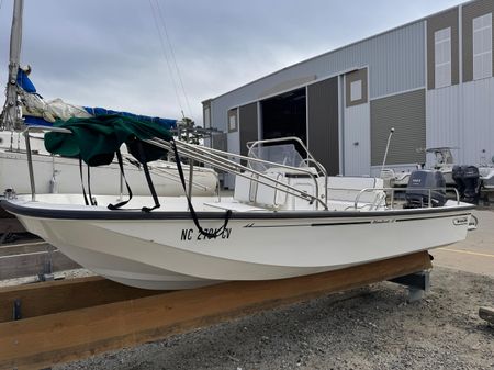 Boston Whaler MONTAUK image