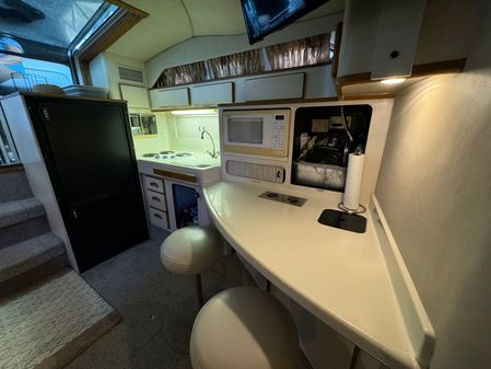 Sea Ray 400 Express Cruiser image