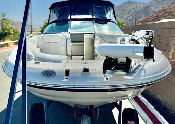 Crownline 240-EX image