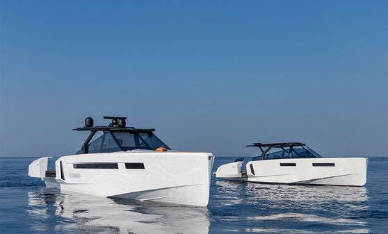 Evo Yachts R6 image