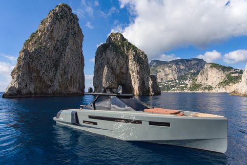 Evo Yachts R6 image