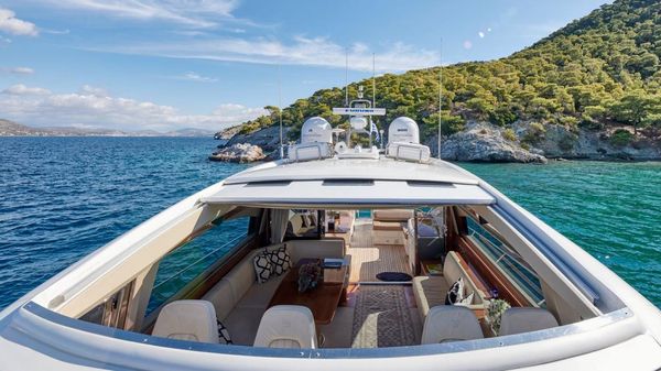 Princess Yachts V70 image