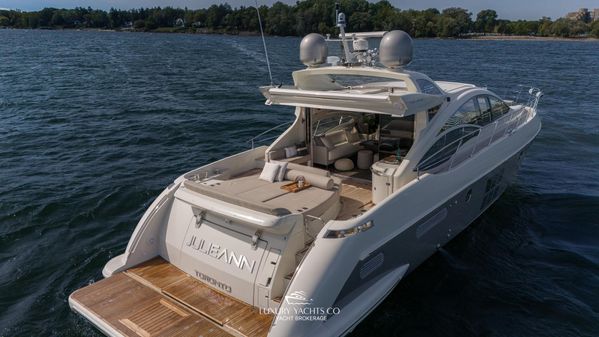 Azimut 62S image