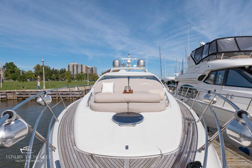 Azimut 62S image