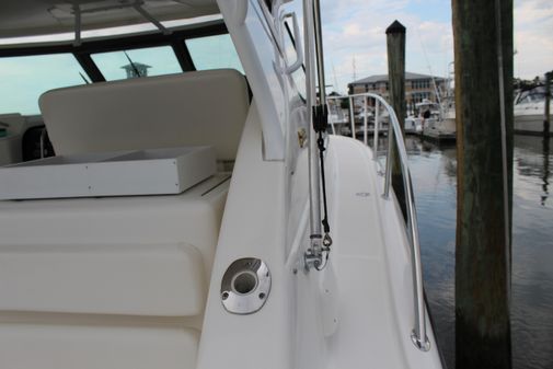 Tiara Yachts 3800 Open image