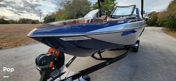 Malibu 23 LSV image