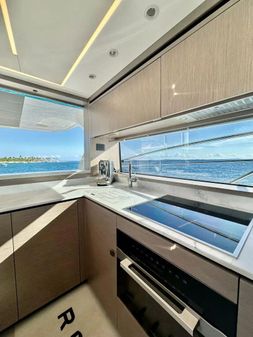 Sunseeker Manhattan 55 image