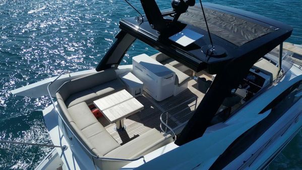 Sunseeker Manhattan 55 image