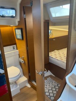 Jeanneau Sun Odyssey 440 image