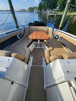 Sea Ray SLX 280 image